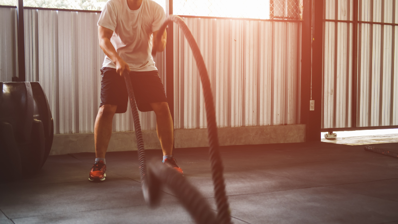 Gustavo Luíz Guilherme Pinto explica como o exercício físico atua como aliado poderoso no combate à ansiedade e à depressão.
